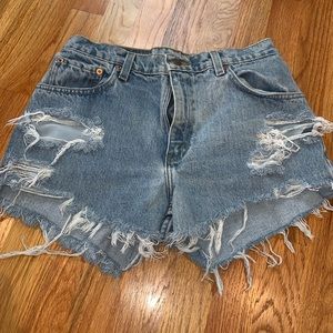 Levi Jean Shorts